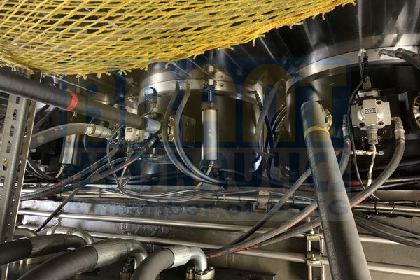 Installing hydrostatic cylinders for NCREE