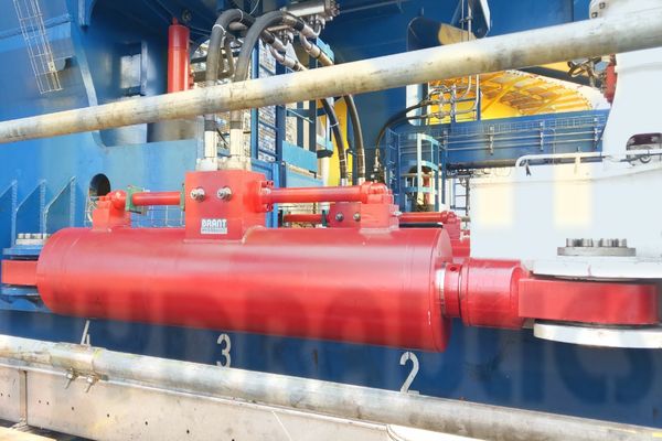 Harsh Marine cylinders on vessel Harsh Marine cylinders on vessel