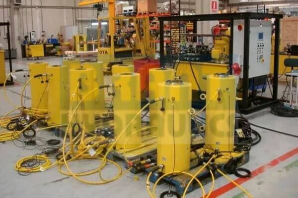 Custom Hydraulic Jacking Systems