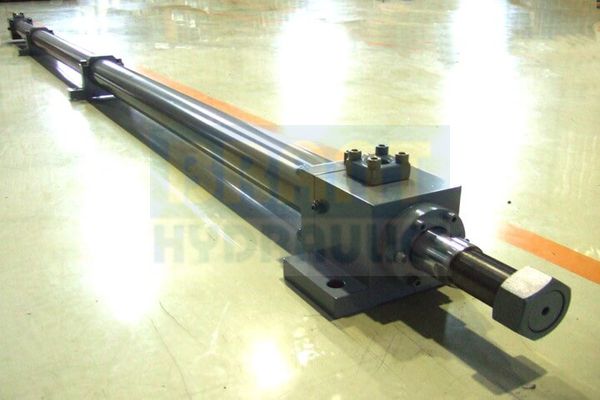 roller change cylinder