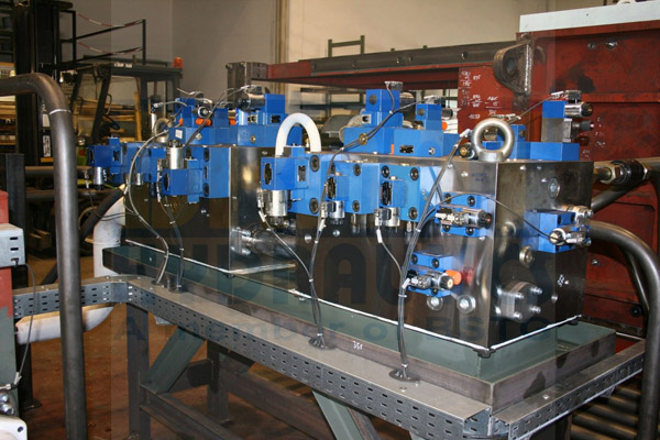 hydraulic machine