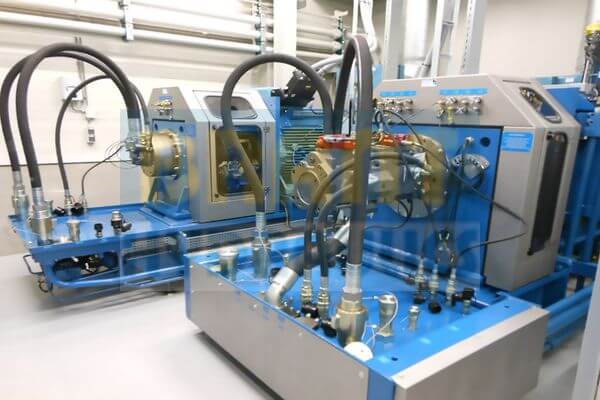 hydraulic pumps in system